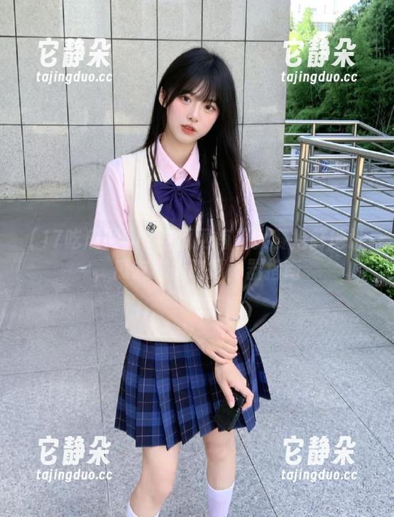 17吃瓜网每日大赛抢鲜地址，瓜友必备吃瓜神器指南