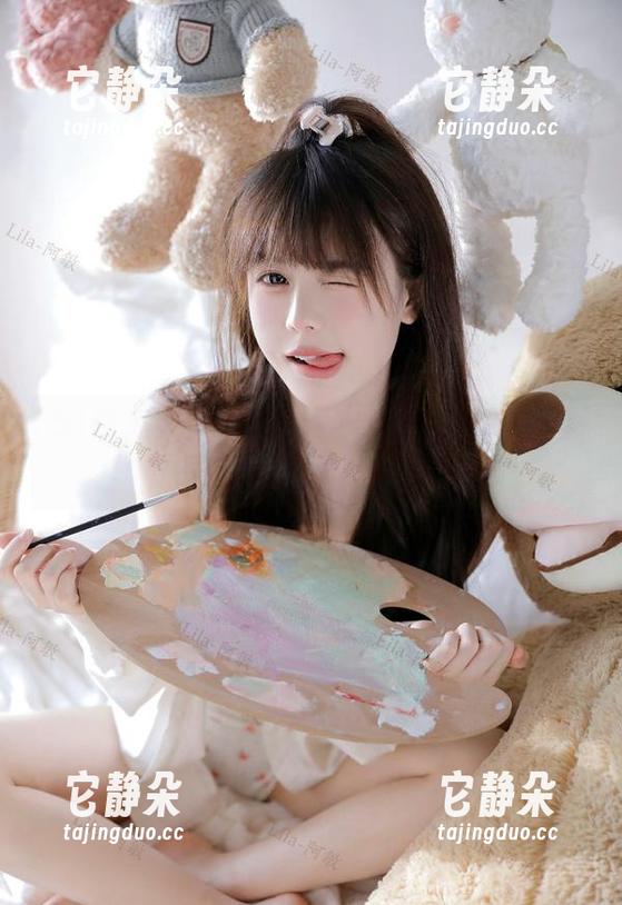 51吃瓜05APP登录观看：大一学生写作业展现风采震撼人心