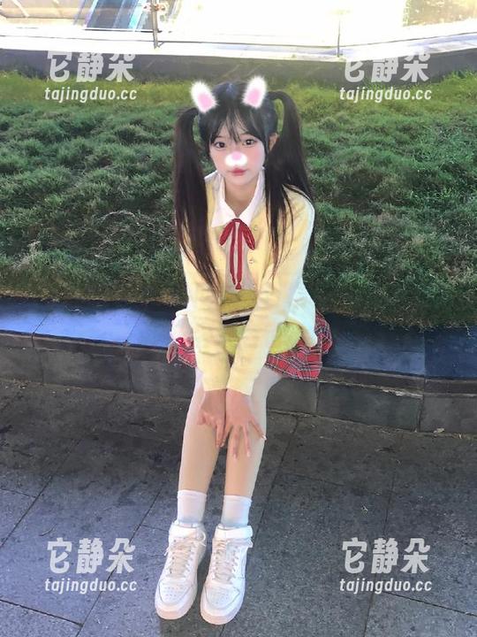 zztt11网页每日推荐，精彩吃瓜内容不容错过