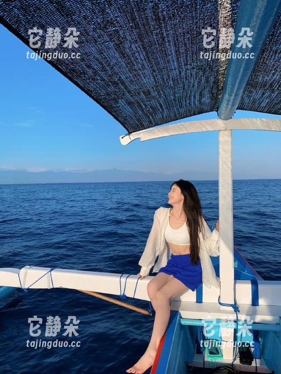 黑料51永久高质量爆料，苹果版少女必备！