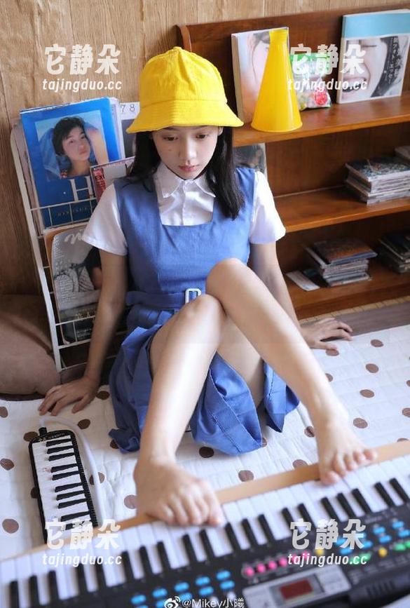高清版黑料吃瓜资源视频，少女在线爆料不停歇！